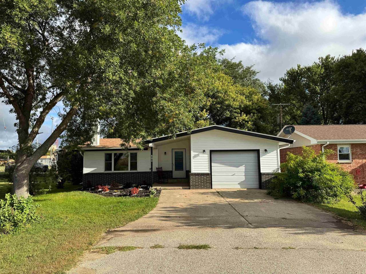 401 Saint Marys Street - Photo 1