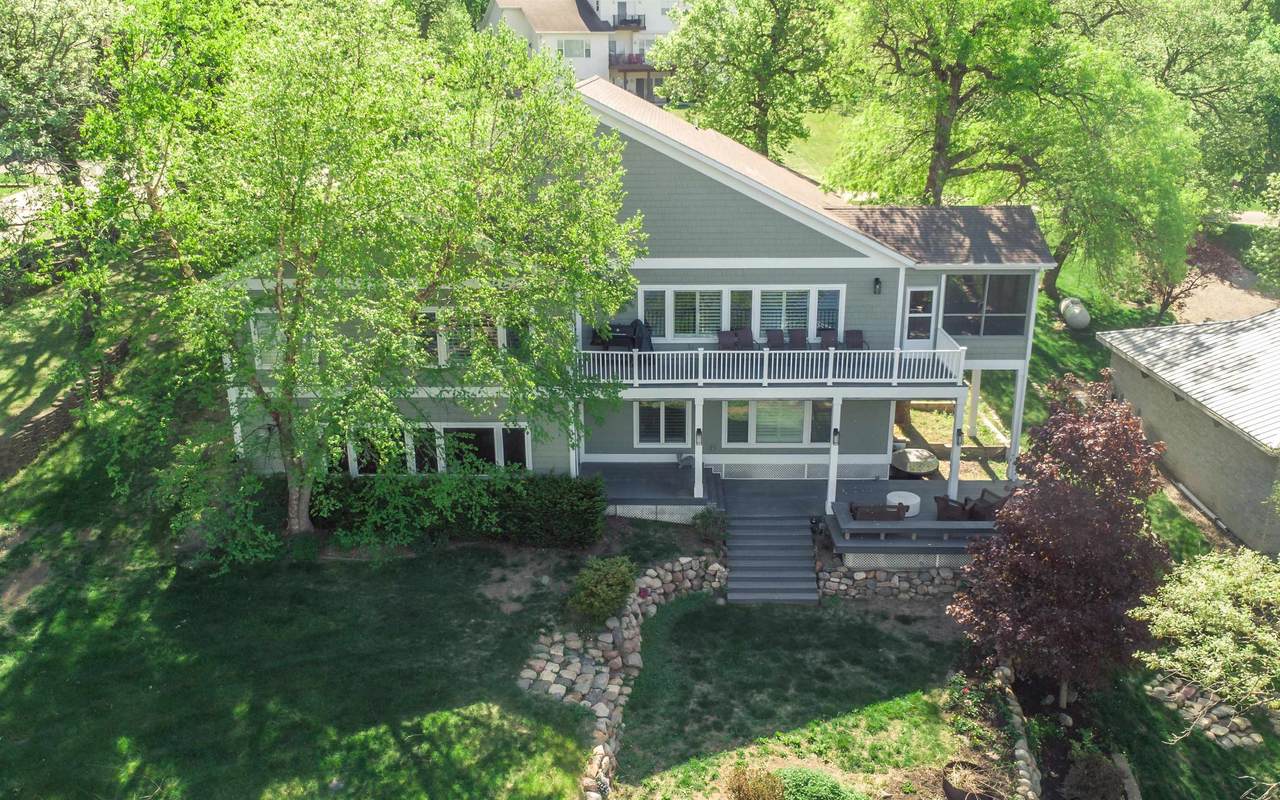 17093 Lakewood Drive - Photo 1