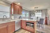 1009 Eloise Street - Photo 6