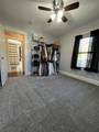 601 W Robins St - Photo 32