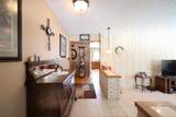 33 Manor Circle - Photo 17