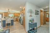 2731 Center Lake Dr - Photo 16