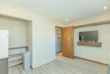 2731 Center Lake Dr - Photo 29