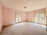 1605 Country Club Drive - Photo 17