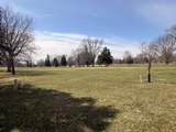 1605 Country Club Drive - Photo 34