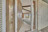 2904 Okoboji Boulevard - Photo 3