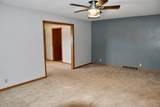 2504 Sorrel Ave - Photo 12