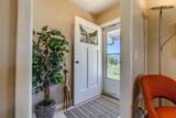 921 10th St - Photo 3
