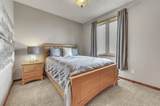425 240th Avenue - Photo 29