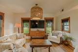 1011 N Avenue - Photo 12
