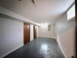 909 E 8th - Photo 11