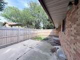909 E 8th - Photo 15