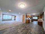 909 E 8th - Photo 3