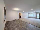 909 E 8th - Photo 5
