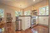 2102 Holliday Way - Photo 18