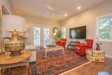 2102 Holliday Way - Photo 19