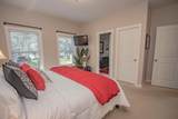 2102 Holliday Way - Photo 31