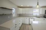 418 S Maple St - Photo 4