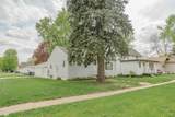 424 E 10th St - Photo 2