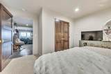 1001 Oak Place - Photo 33