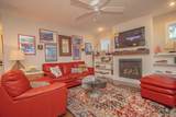 2102 Holliday Way - Photo 8