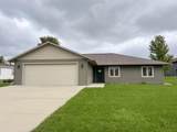 810 Lakeview Drive - Photo 1