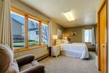 2818 Breezy Heights Dr - Photo 19