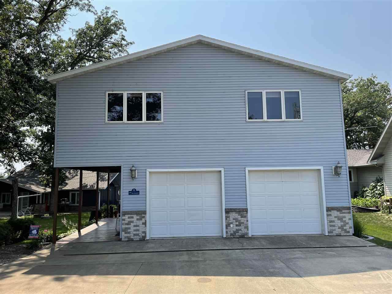 490 252nd Avenue - Photo 1