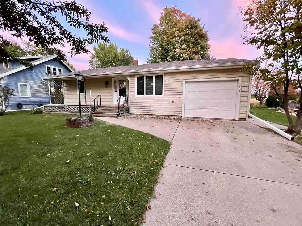 202 Broadway Avenue - Photo 1