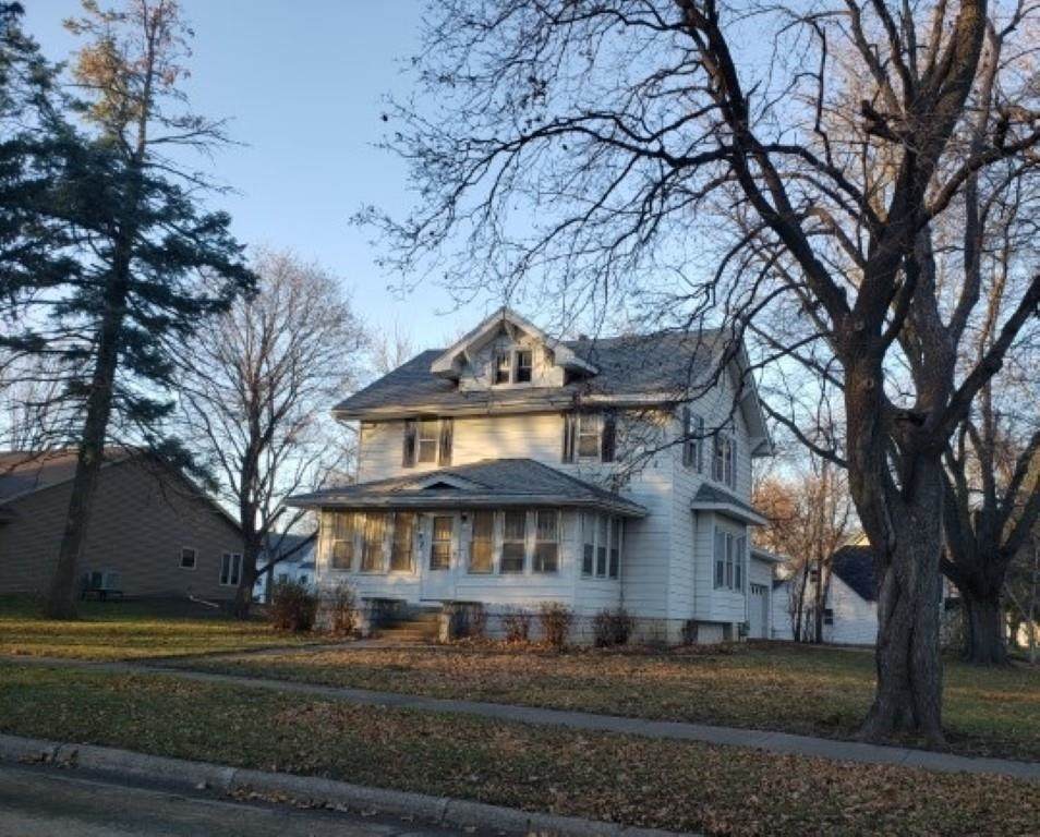 102 3rd Avenue - Photo 1