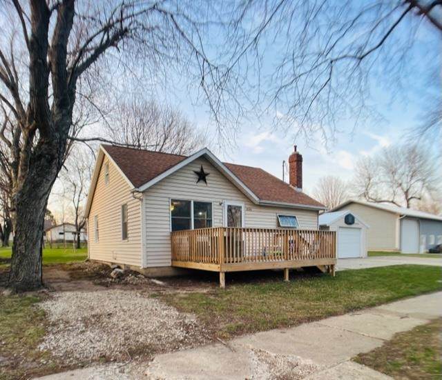 1020 9th Street - Photo 1