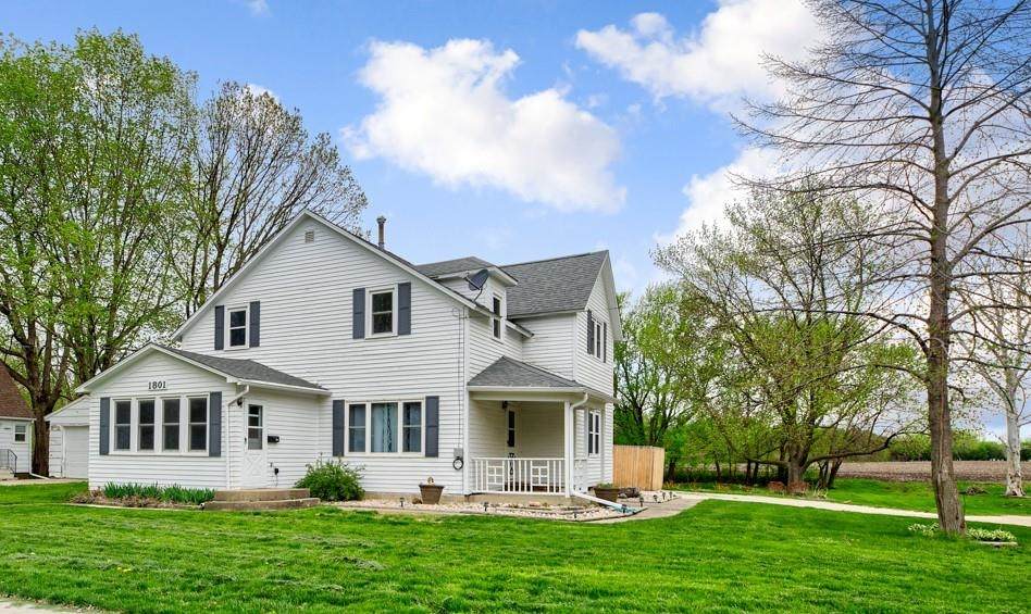 1801 5th Street - Photo 1