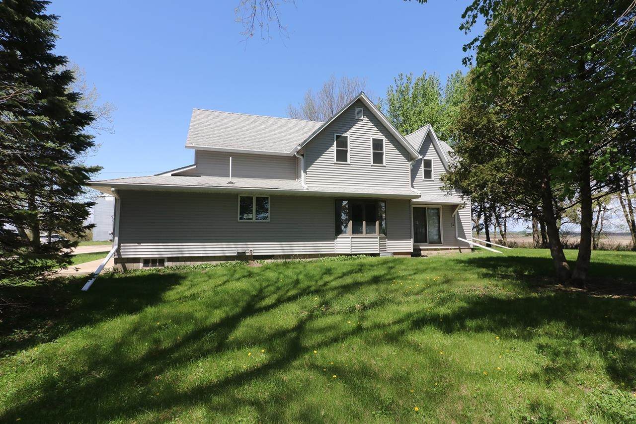 4647 210th Ave. - Photo 1