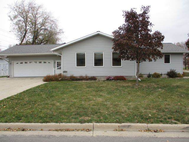 2001 23rd Street - Photo 1
