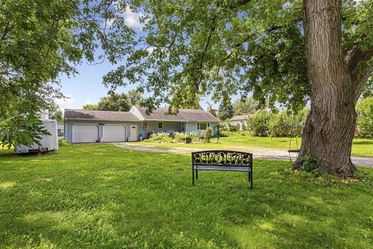 1706 7th Street - Photo 1