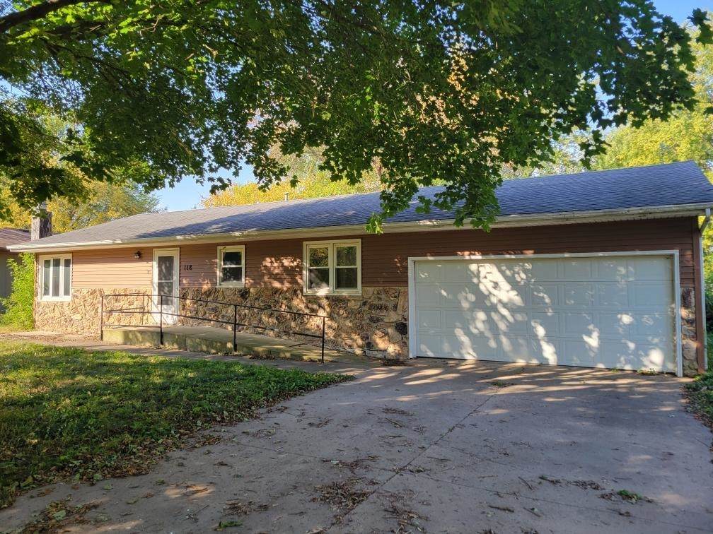 118 5th Avenue - Photo 1