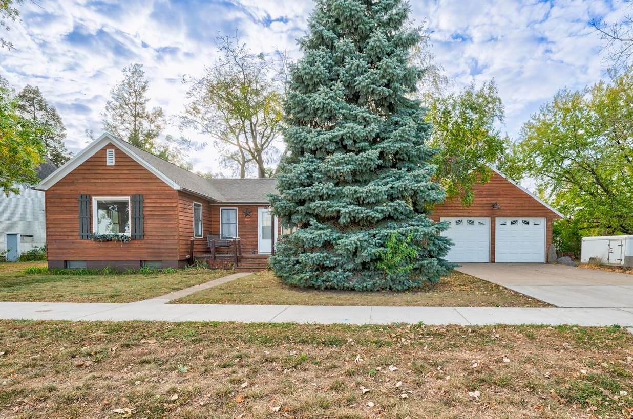 1303 P Avenue - Photo 1