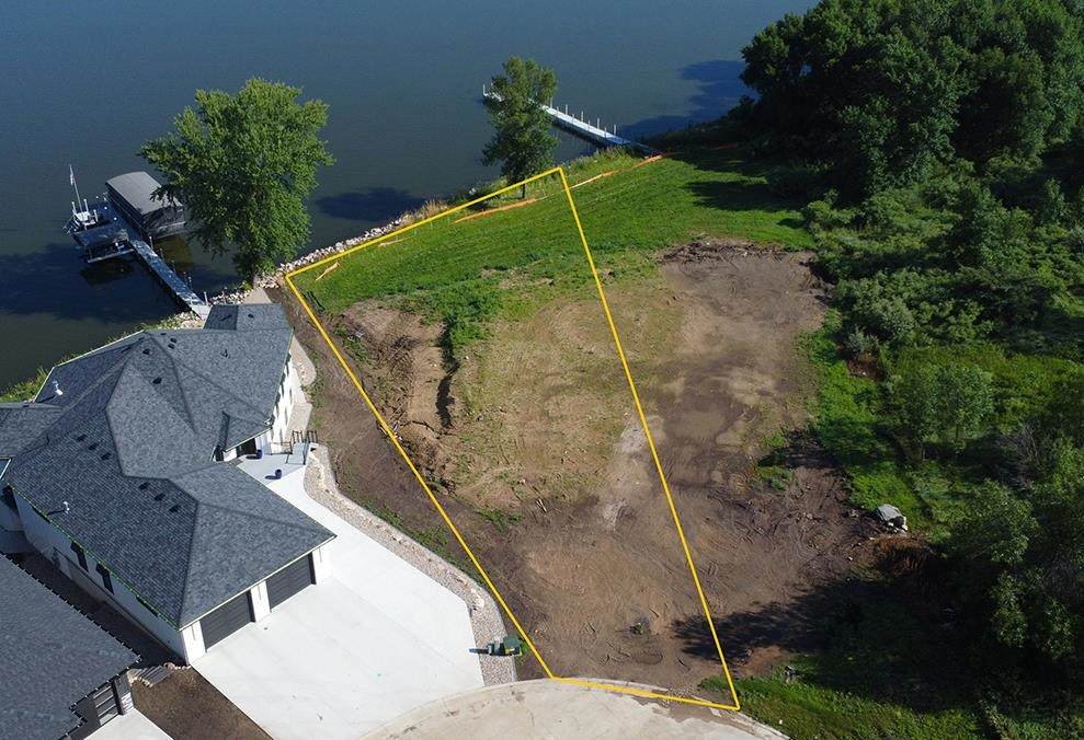 16 Helen Avenue - Photo 1
