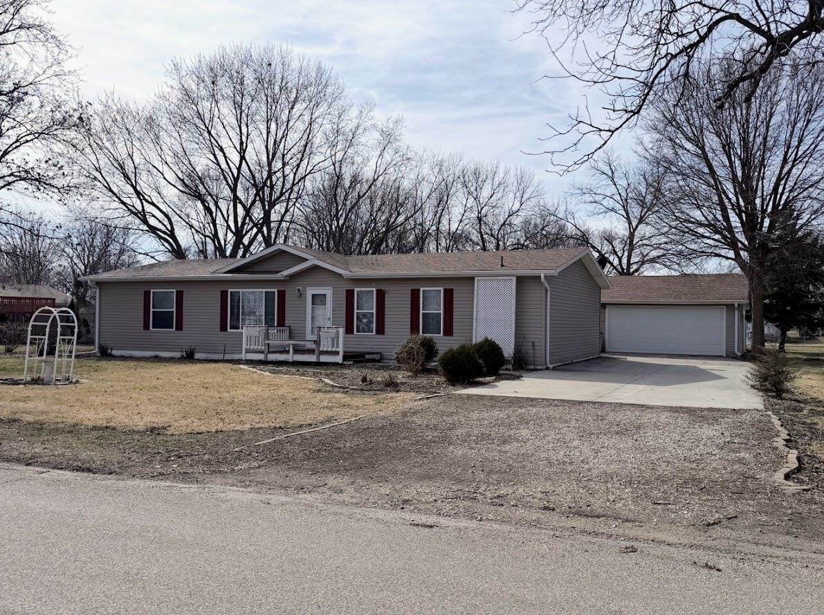 105 Rumsey Street - Photo 1