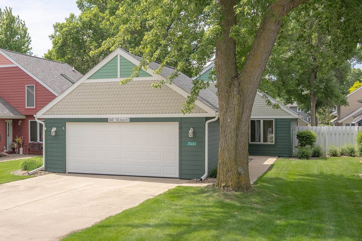 20683 155th Street - Photo 1