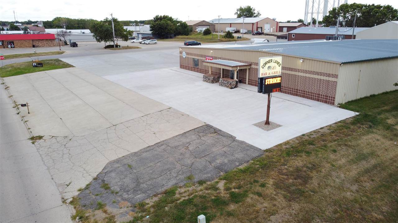 2105 Circle Drive - Photo 1