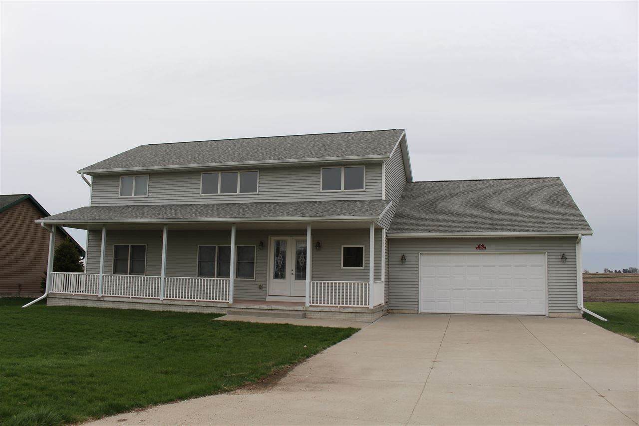 975 Shore Drive - Photo 1