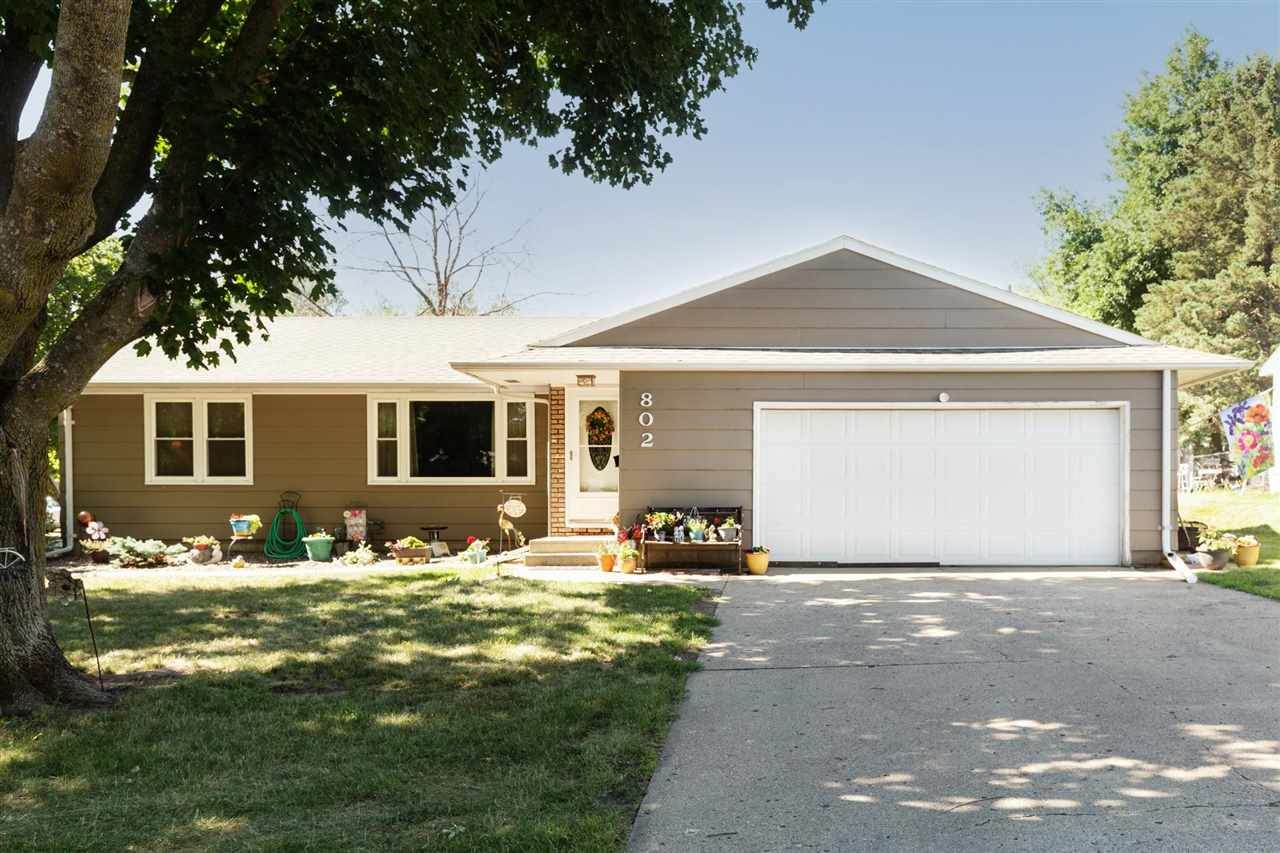 802 W 6th Avenue - Photo 1