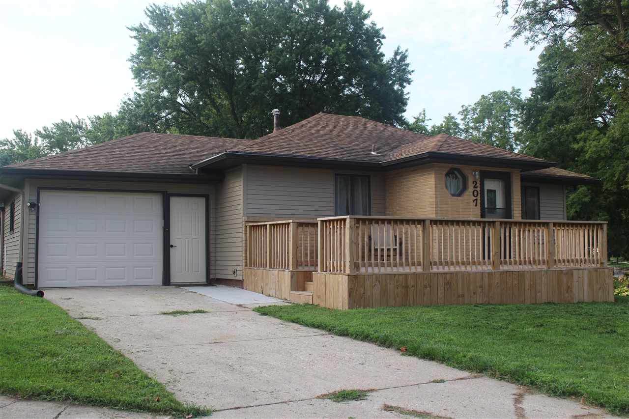 207 5th Street - Photo 1