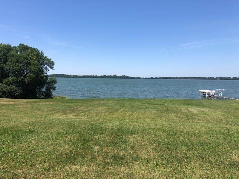 00 Beachcomber Drive - Photo 1