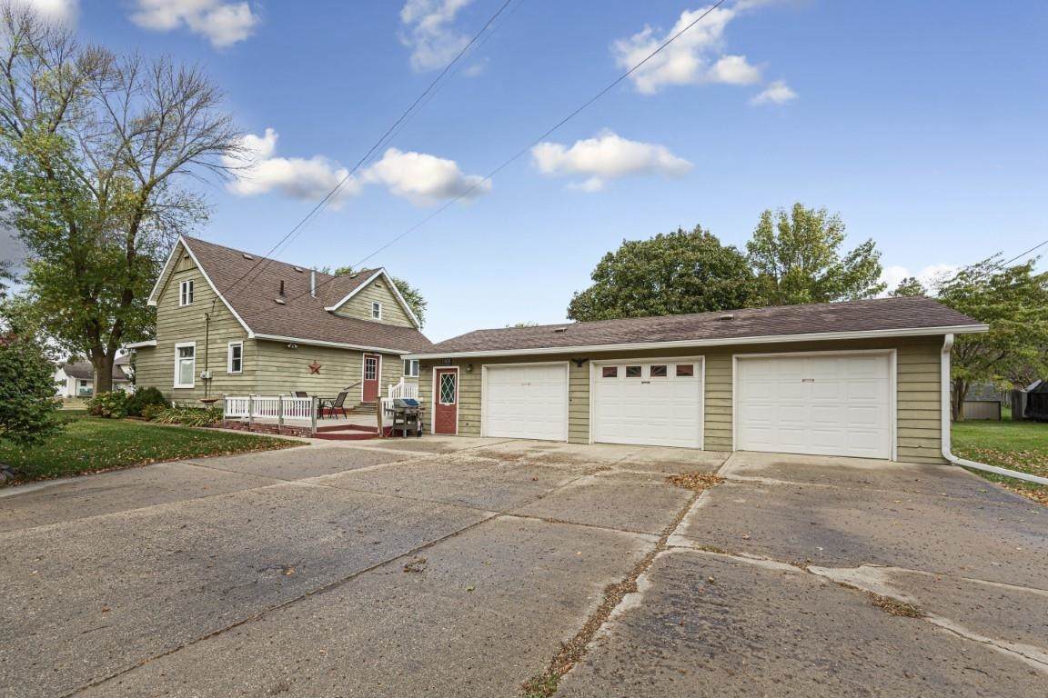 1808 Broadway Street - Photo 1