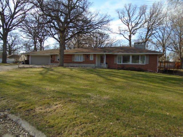 33 Manor Circle - Photo 1