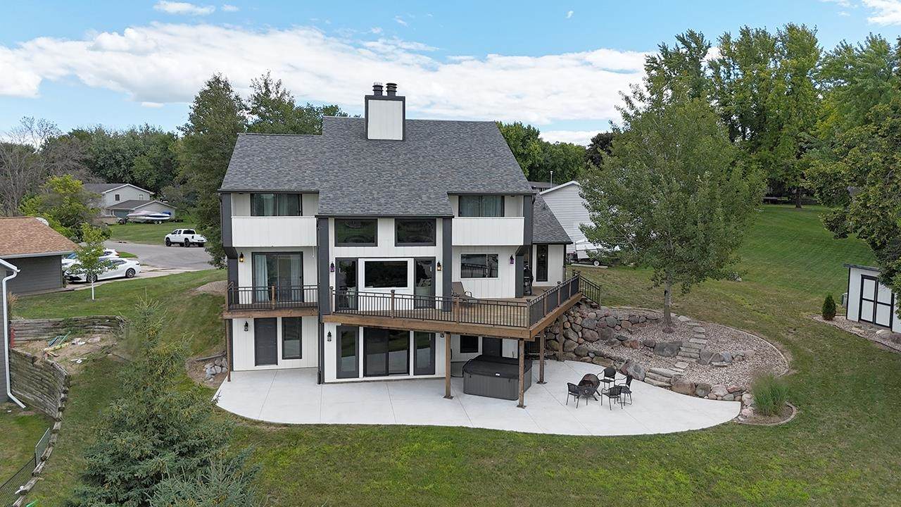 1201 11th Avenue - Photo 1
