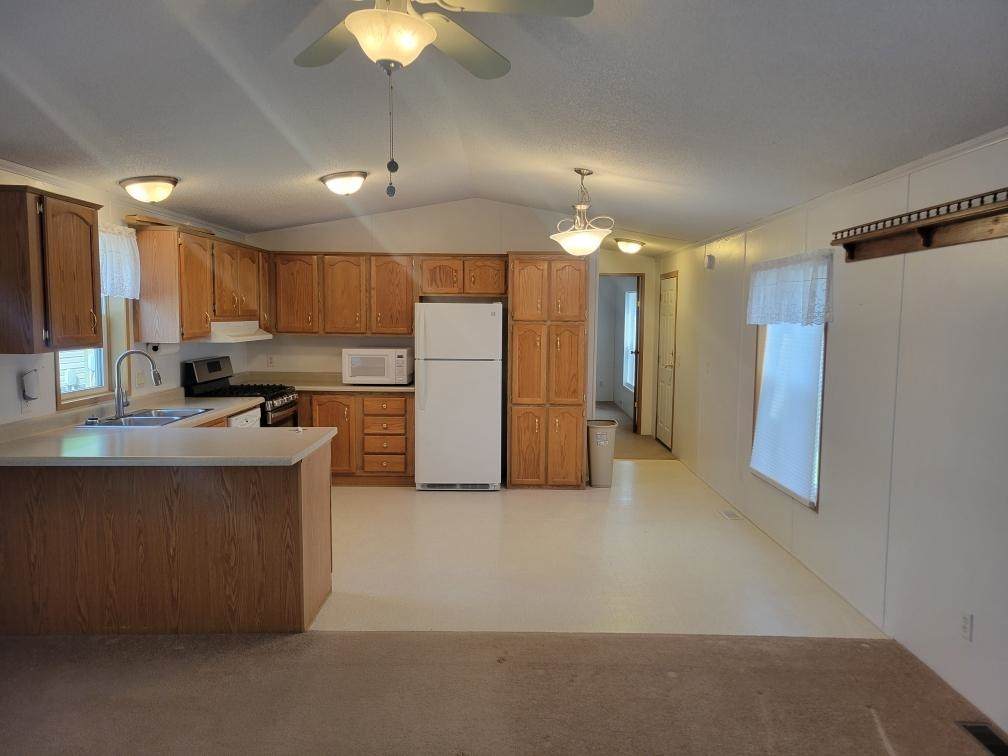 806 28th Street - Photo 1