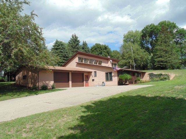 604 King Street - Photo 1